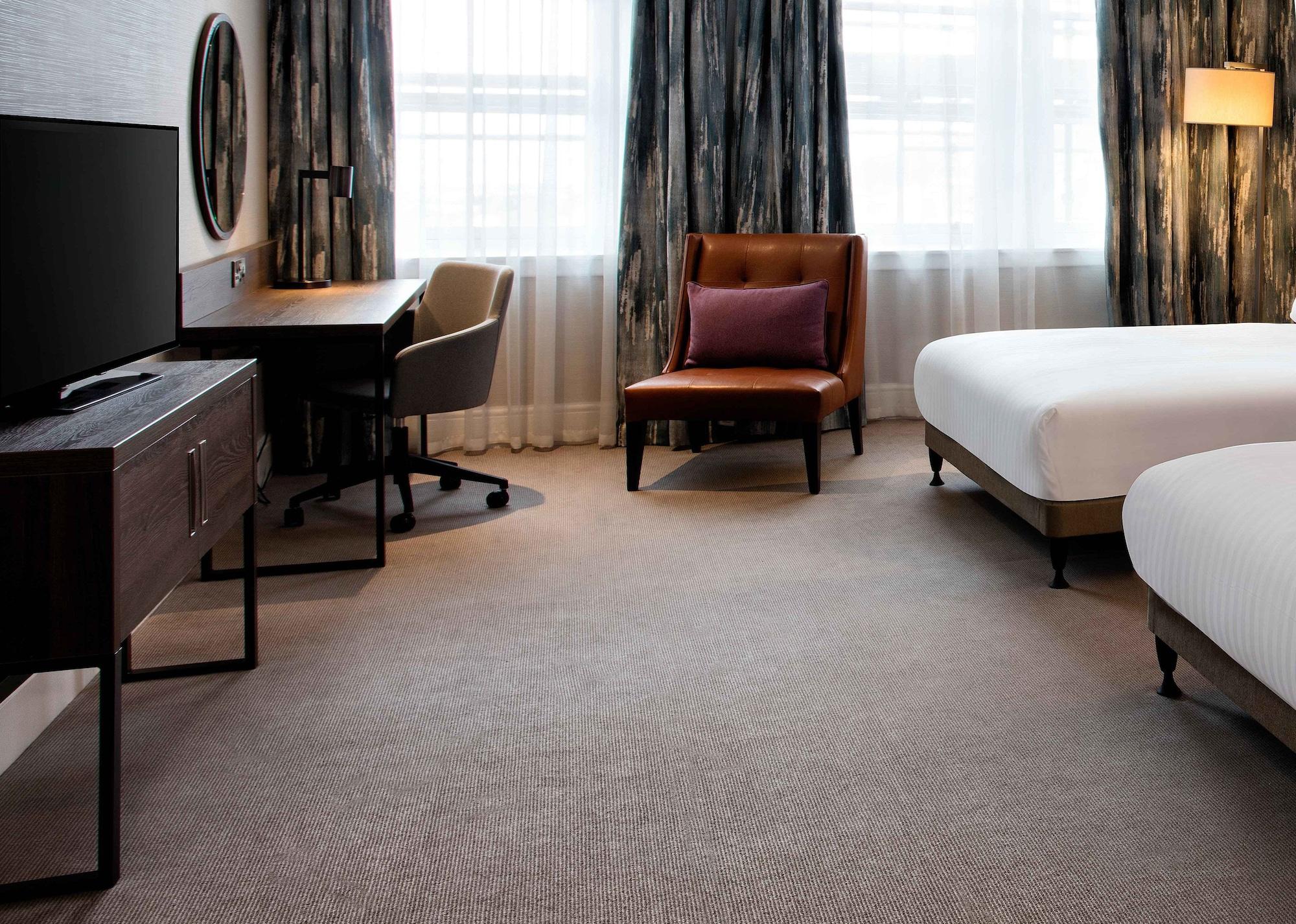 מלון Hilton Edinburgh Carlton מראה חיצוני תמונה