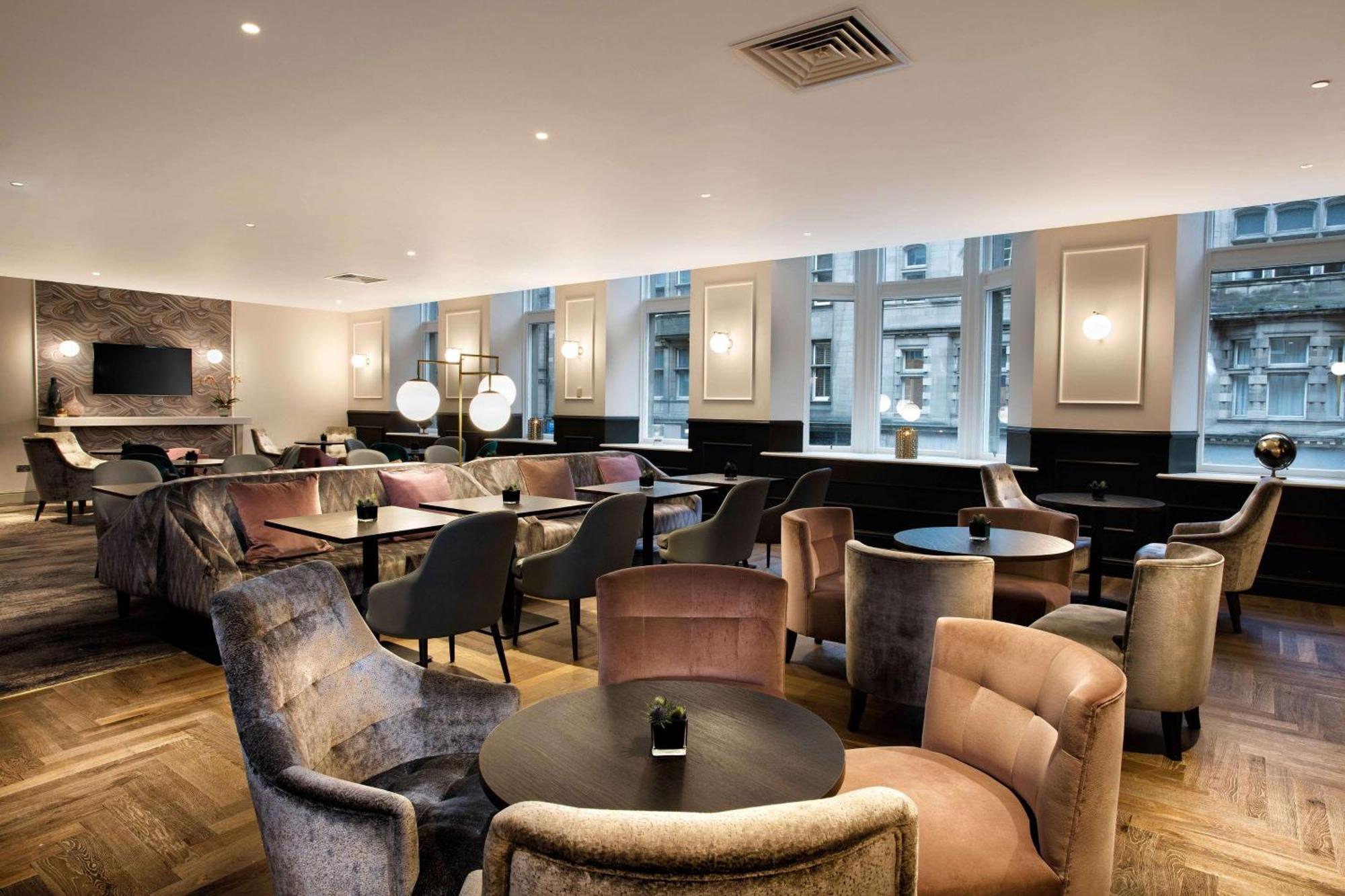 מלון Hilton Edinburgh Carlton מראה חיצוני תמונה