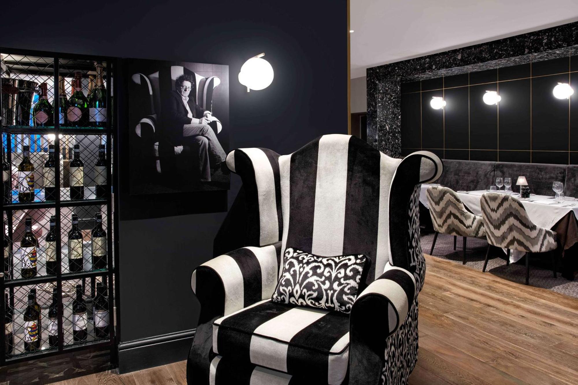 מלון Hilton Edinburgh Carlton מראה חיצוני תמונה