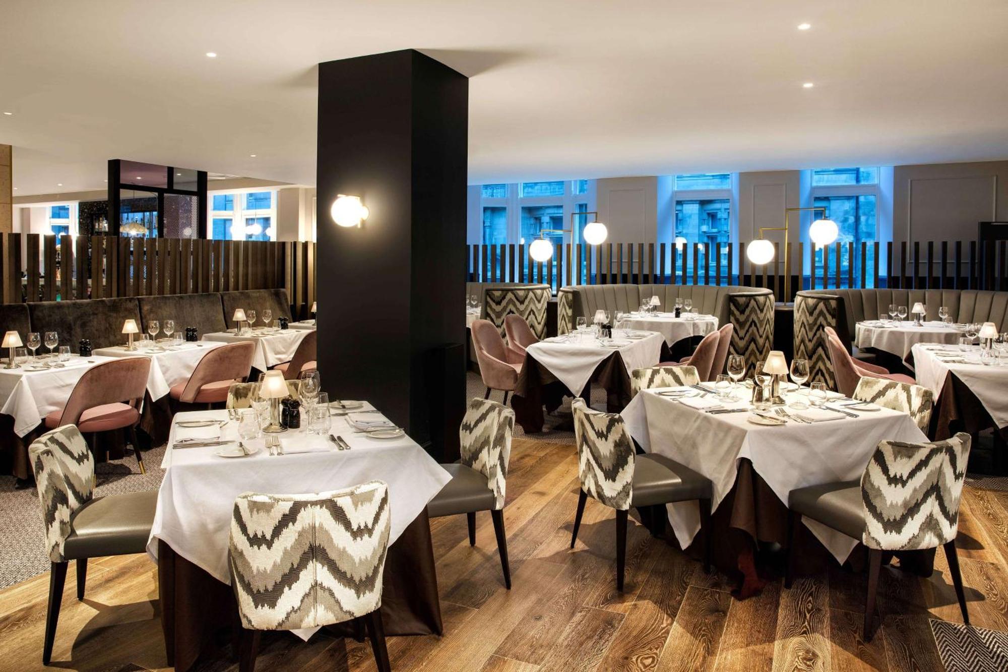 מלון Hilton Edinburgh Carlton מראה חיצוני תמונה