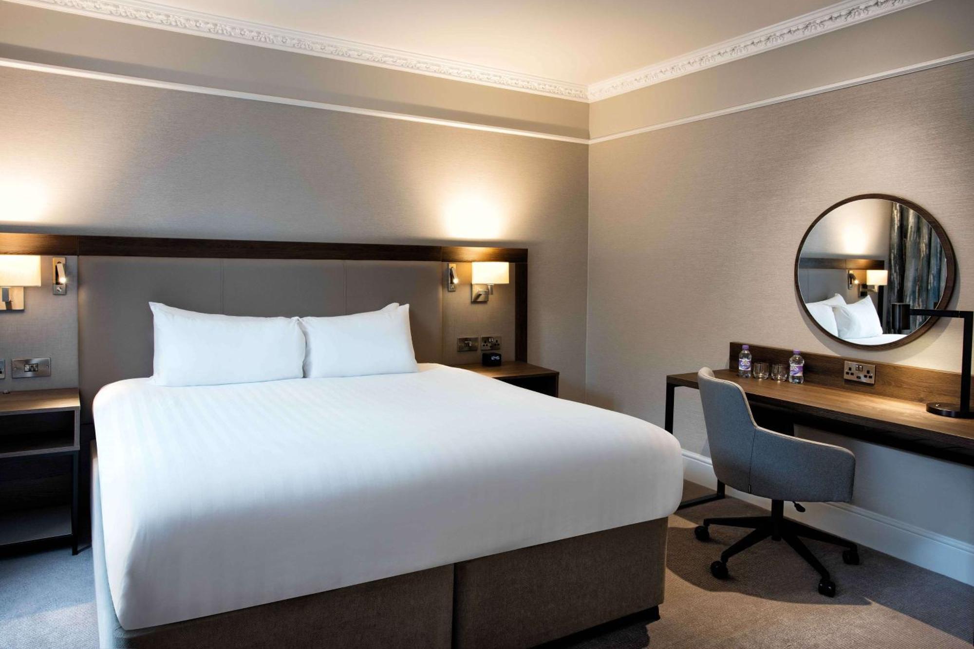 מלון Hilton Edinburgh Carlton מראה חיצוני תמונה