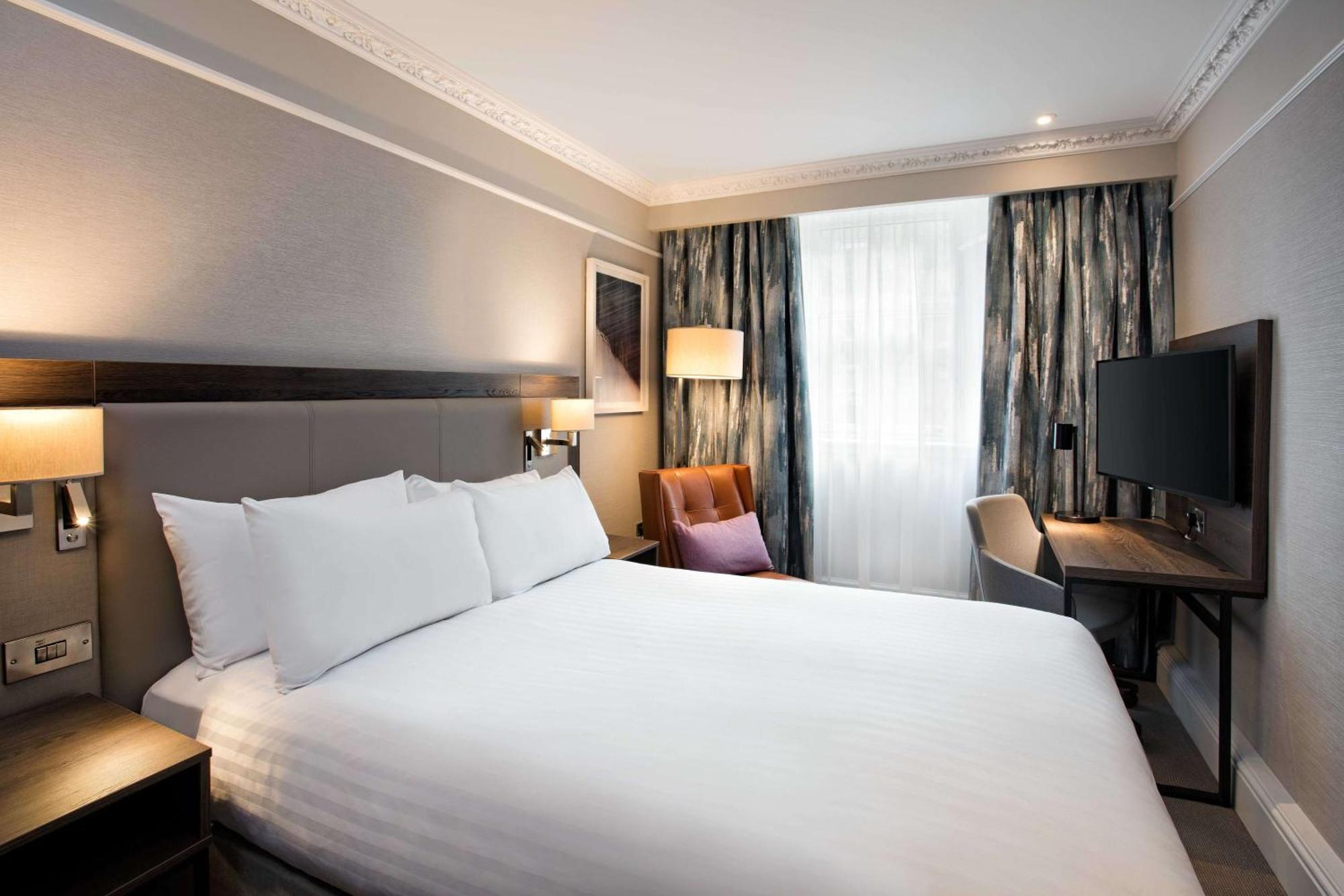 מלון Hilton Edinburgh Carlton מראה חיצוני תמונה