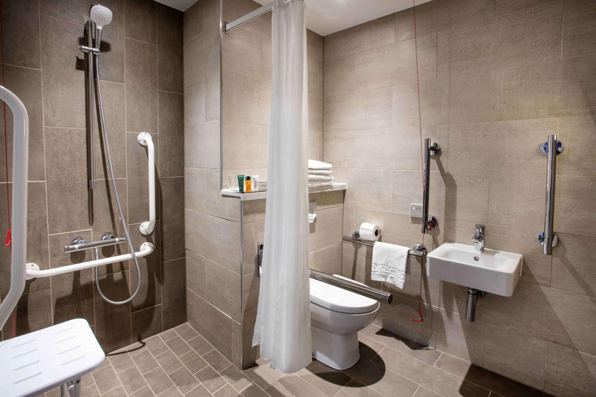 מלון Hilton Edinburgh Carlton מראה חיצוני תמונה