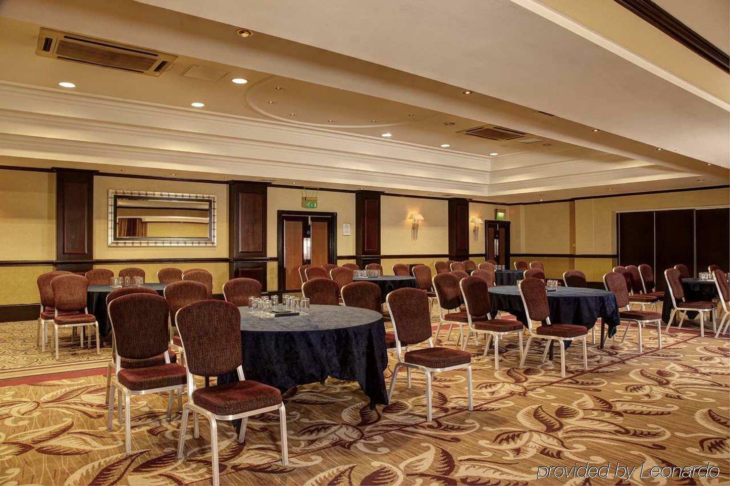 מלון Hilton Edinburgh Carlton מראה חיצוני תמונה